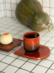 Set of 2 small trays Hoa Bien red