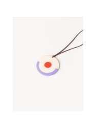 Pendentif en corne et laque tricolore