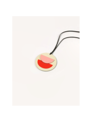 Pendentif en corne et laque tricolore
